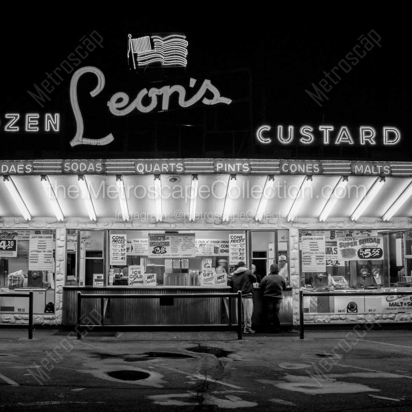 leons frozen custard shop Black & White Wall Art