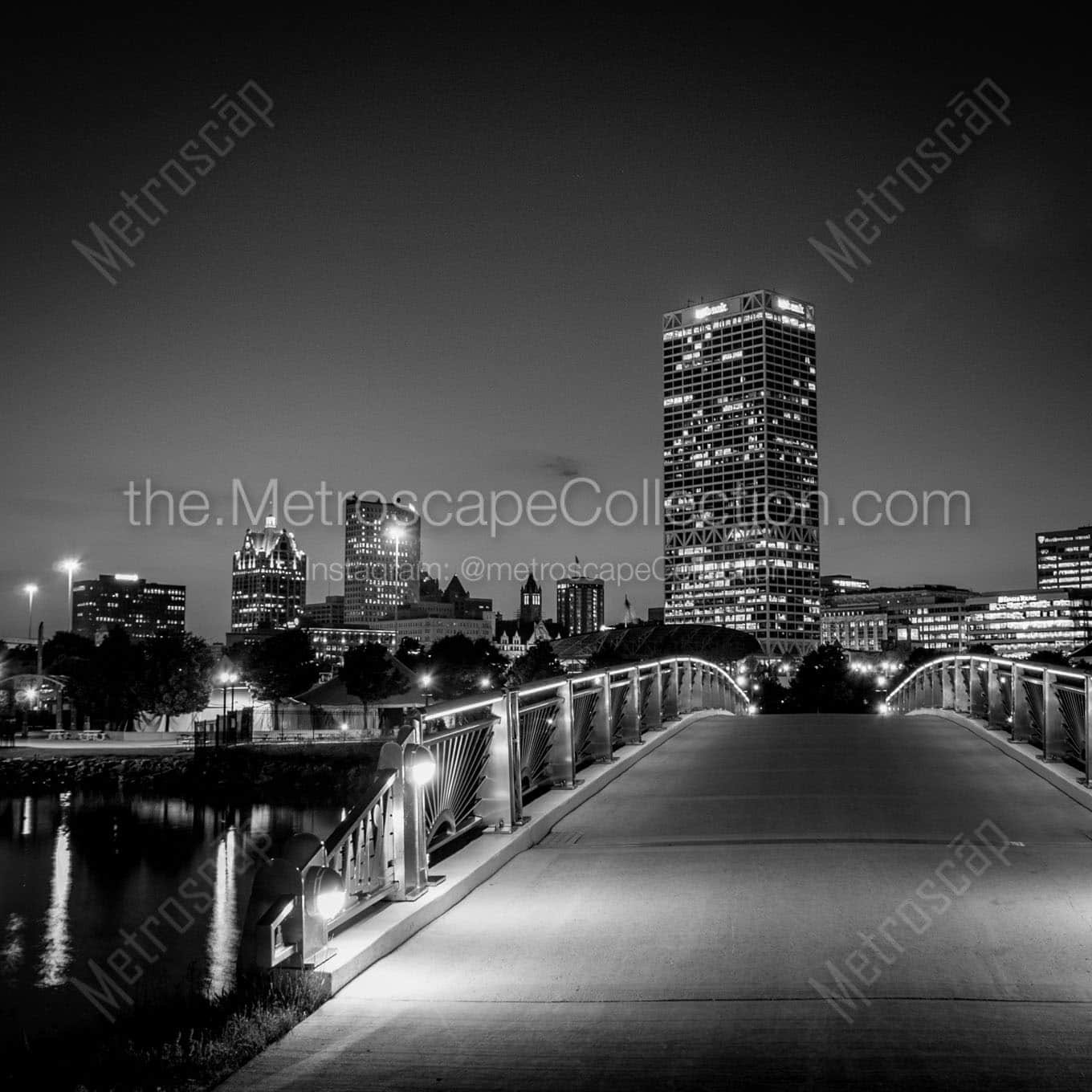 milwaukee skyline from pier wisconsin Black & White Wall Art