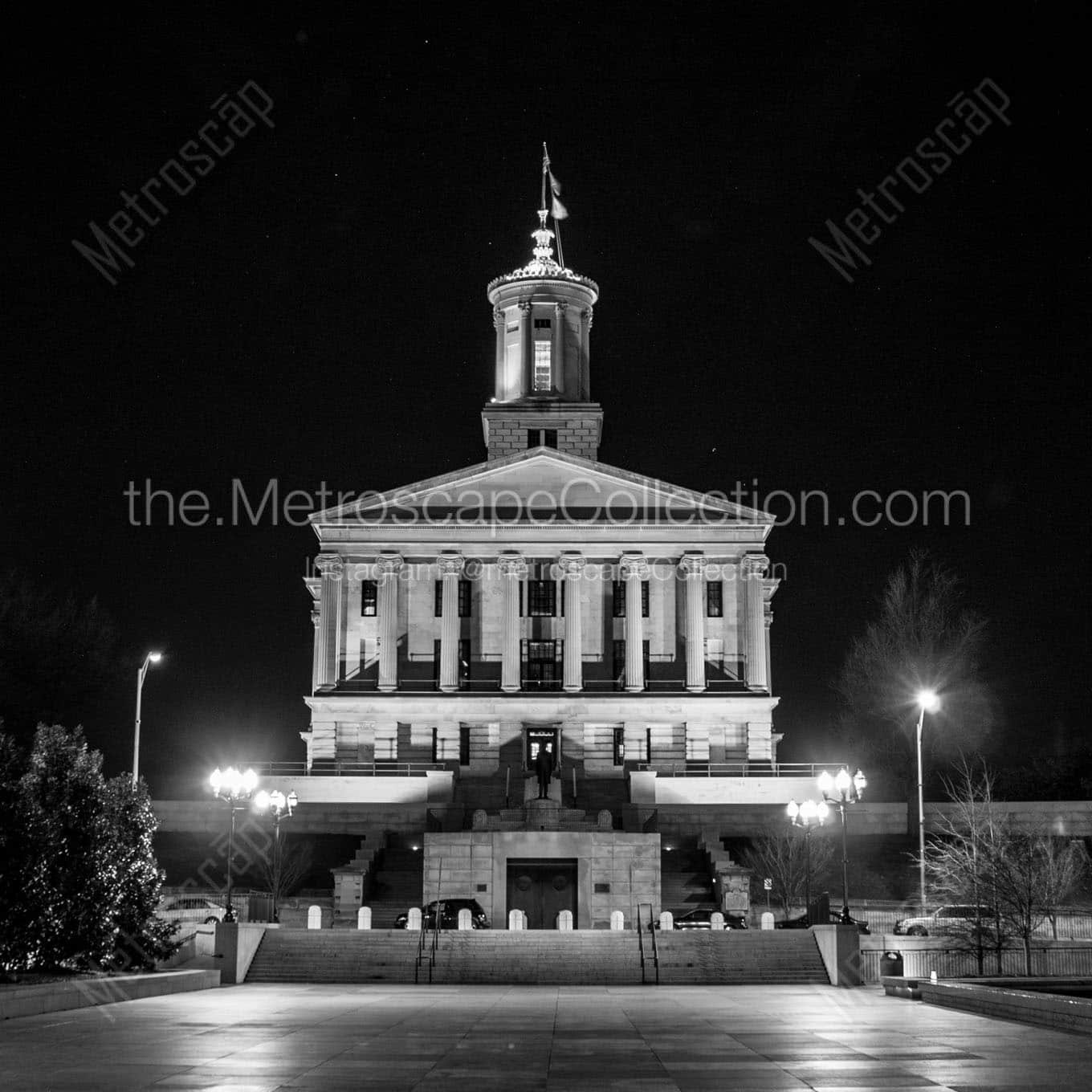 tennessee capitol building victory park Black & White Wall Art